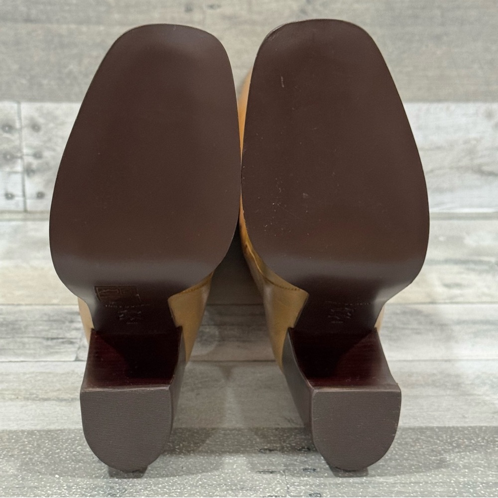 TORY BURCH Banana Heel Boot - Butterscotch - Size - 6 - Picture 13 of 16